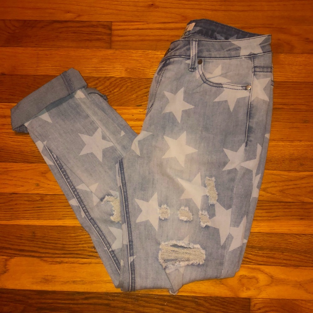 Easel Brand Straight Fit Distressed Star Mom Jeans Size Medium